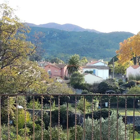 Maison A Holiday home Maureillas
